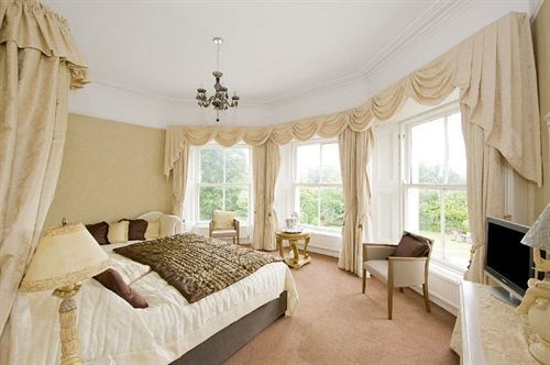 Summerhill House